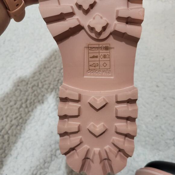 NWOT Dolce Vita Moana H2O waterproof booties - Picture 6 of 7